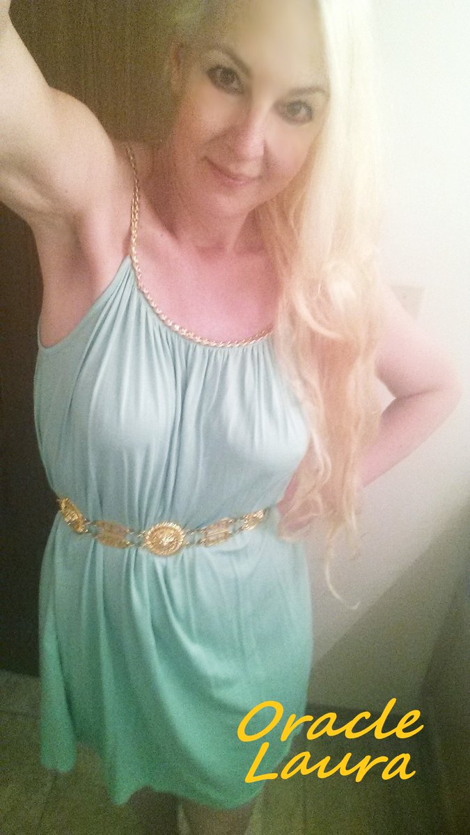 OracleLaura's tweet photo. Tonight I'm getting my Greek on. #Goddess #greek #GreekMythology #greeksummer #Greece #ancienthistory #Astronomy #blondes #model #models #Celebrity #oracle #costumes #publicfigure #publicfigurechallenge #talent #filmmakers #actorslife #PictureThis #quoteoftheday #foodie https://t.co/fOwGZLYmzv
