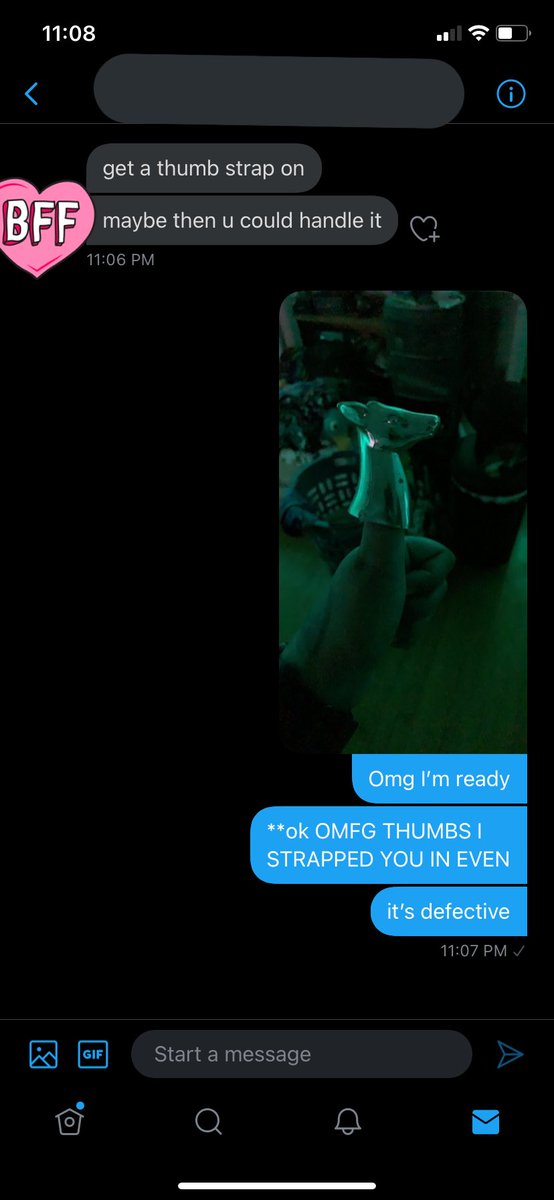 ToxicKhaos666's tweet photo. What’s better than big claws and minions pjs? Best friends who fuel your lame mistakes with silly happy vibes 😍🥰
#besites #mycrew #paws #furry #theminions #deerhead #llama #lmao #spellingerrors #misspells #silly #unsober #drunktimes #longdistancefriendships https://t.co/cO6cfMaFIl