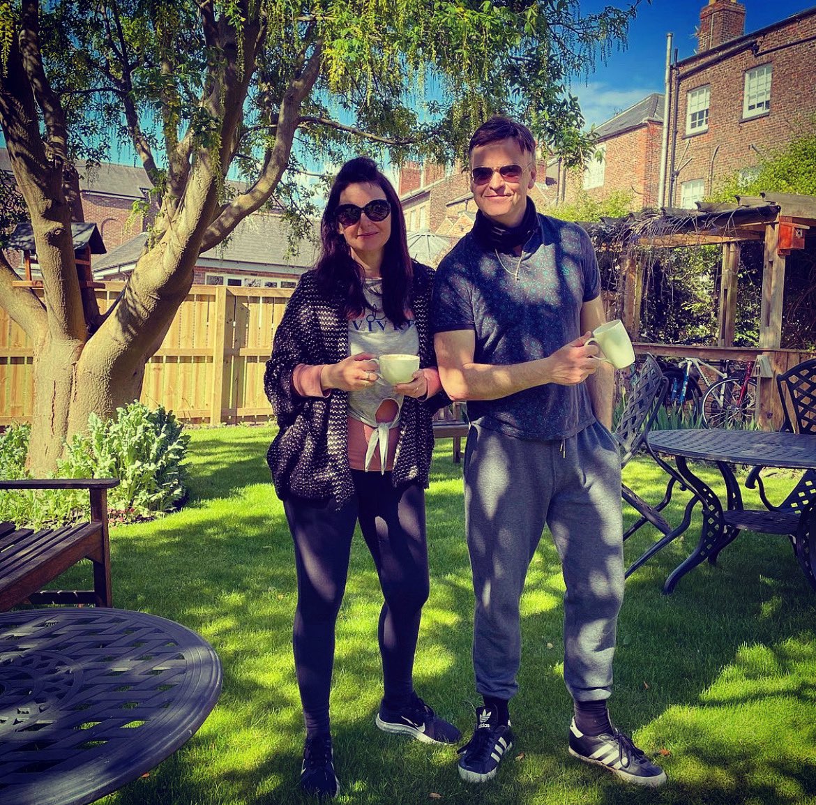 This morning we’re all going to <a href="/barconventyork/">The Bar Convent</a>. The bairns too. Join us!

There garden is open, we got coffee, we got cakes, we got packets of seeds to win and take home. 

We’re there from 10:45 till 12pm though it is of course open longer than that.

@Connected_York