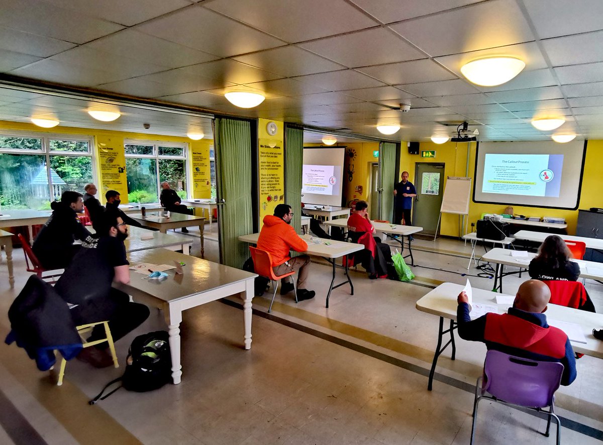 UKLSI1's tweet photo. Great to be back with our 1st Lowland Search Technician course @CentreFrank since 2020!
11 highly motivated students have joined us from @WarkSAR, @Bucks_SAR, @maryportrescue & @merseysidewr
#SearchFamily
#SearchIsAnEmergency
#ForTheMisPer
#SAR ⛑️
@collegepnsc @ACCGlenMayhew https://t.co/fFW2rffcfv