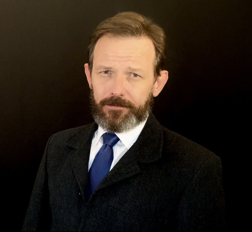 seanbrebnor's tweet photo. “How much for the magic carpet?”
“Ma’am, this is my beard...”
#beard
@talent_etc
https://t.co/nmMXF5g2bK
#talentetc #connectingtalent #enhancingchange
#actorsaccess #Actor #WorkingActor
#southafricanactor
#imanactor #actingislife #actorslife #myactorslife
#mylewemyavontuur https://t.co/NbcEXeHtE3
