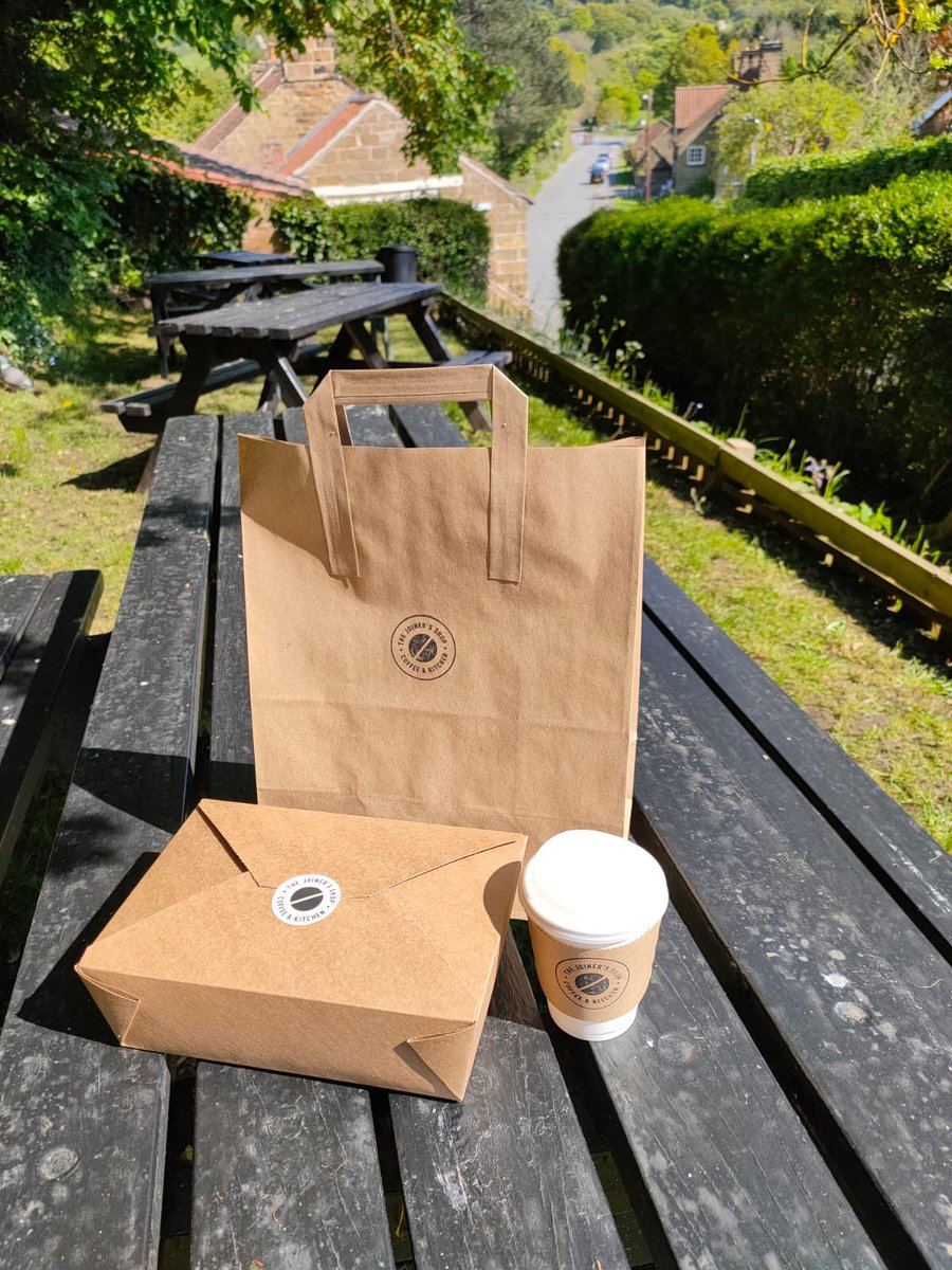 Our little garden is the perfect place to enjoy our takeaway goodies! ☀️🍦 

Open today and tomorrow 10am-4pm! ☕️

#takeaway 
#bankholidayweekend 
#sun 
#localbusiness 
#specialtycoffee 
#northernblocicecream 
#thejoinersshop