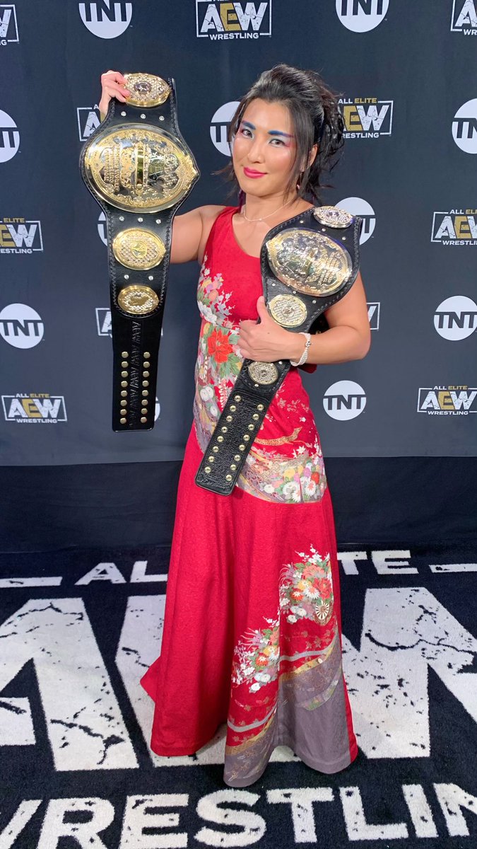 Thank you for watching #AEWDynamite ✨ I will never forget about tonight. With new shiny belt. (That was my first promo in ring!!!) 忘れられない夜になりました！ 新調されたベルトと共に。 リングで初めて英語でマイクしたよ！！！！ #AEW