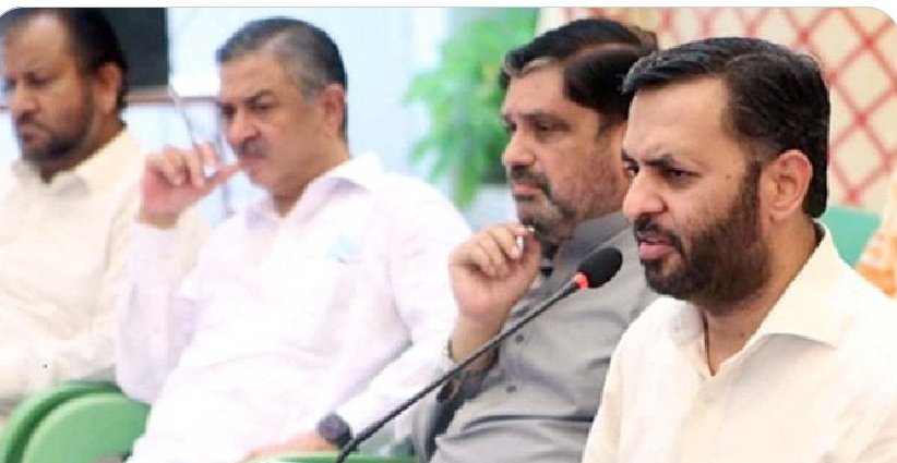 #BreakingNews
کراچی: سندھ کی آبادی کو صرف ڈیڑھ فیصد پانی ملتا ہے، سندھ کے لوگوں کا 40 فیصد نوکری کا کوٹہ بھی نہیں دیا جا رہا،مصطفیٰ کمال
#Karachi #SindhGovt #Employes @PSPPakistan <a href="/KamalPSP/">Mustafa Kamal Fans</a> #WaqtnewsUpdates