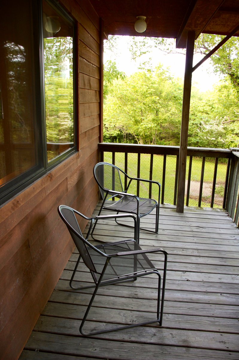 TheRyleeAggus's tweet photo. My parents have dreamed of being campground hosts for years. Today, they surpassed that dream and opened their very own lakeside family resort. It’s beautiful and I’m so proud. 🥺💛
Find them @ Lazy Eagle Lodge (in Eagle Rock, MO) on Facebook and Insta! https://t.co/Is8HjjlLvV