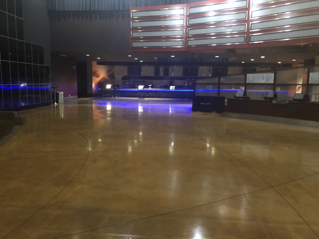 bigjohn's tweet photo. Drove past Arclight Cinemas Pasadena location tonight. Saw the lights on so I stopped by to check it out. All the stuff is still thereโฆ @ArcLightCinemas @SaveArclight #SaveArclight #ArcLightCinemas #ALP @BurnettRM https://t.co/eVwOBkrsQJ