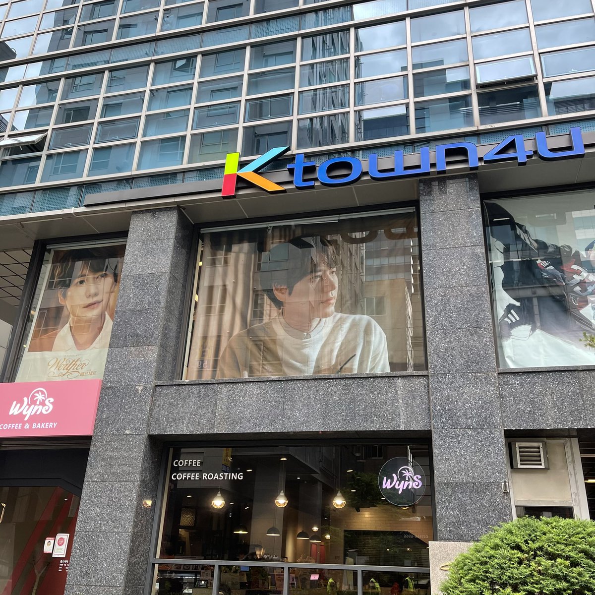 _If_kyu's tweet photo. 입구부터 규현이 뮤지컬존까지 눈이 행복하고 귀가 행복했던 케이타운쇼룸 https://t.co/mpUyRdGce5