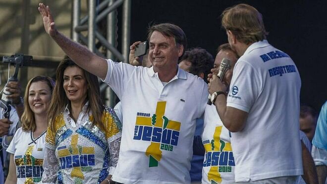 soythomascrown's tweet photo. @GordoMonstruo__ #FUERADELACASADEDIOS https://t.co/T5fNAHrS7J