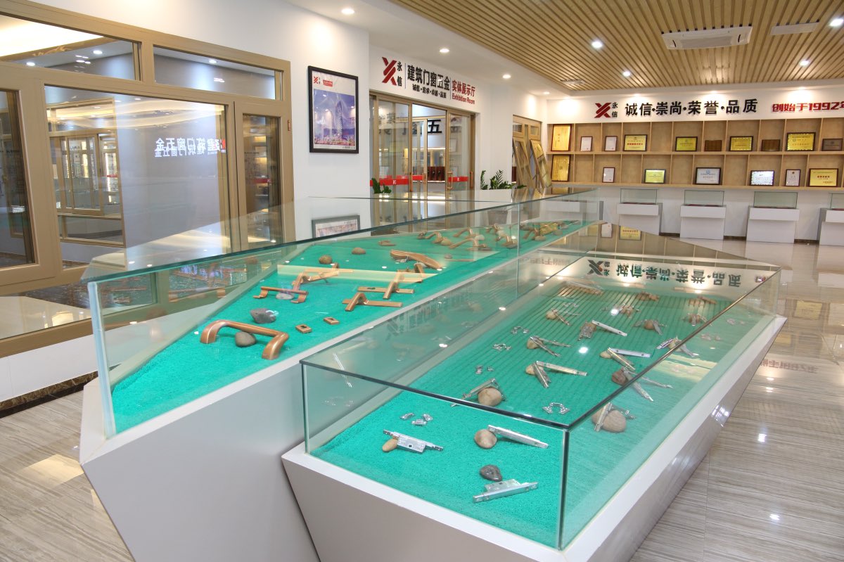 CandyFan17's tweet image. #constructionhardware
#aluminiumwindowsanddoorsaccessories
#windowhandles
#doorshandles
#Europeanstandard 
#slidingdoors
#slidingdoorshandle
#slidingdoorsaccessories
#doorrollers
#doorlock
#aluminiumdoors
#casementwindowhandles
#yongxin
#yx
#madeinchina
#Vietnam
#Vietnamese