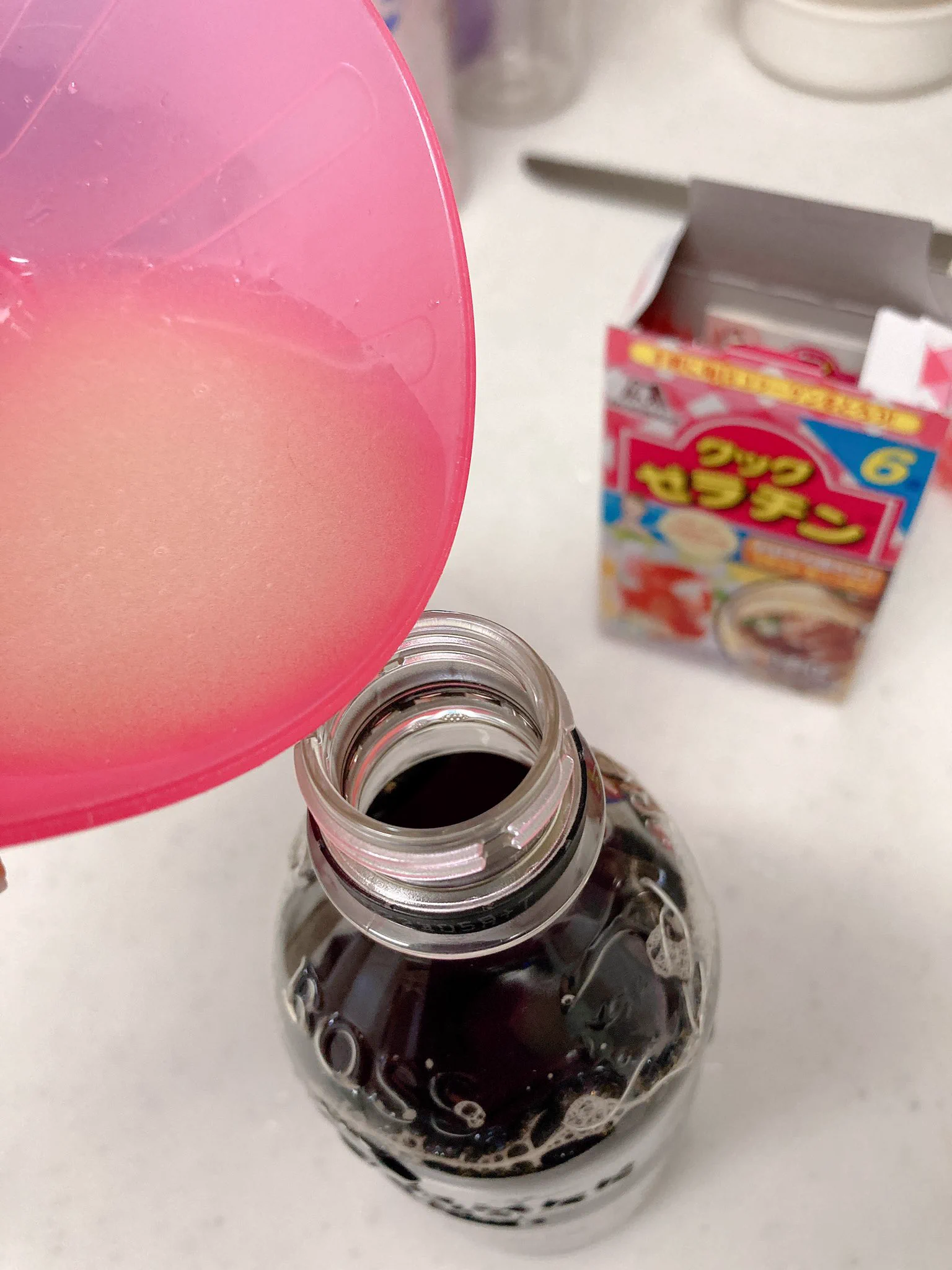 簡単コーヒーゼリーの作り方！ペットボトルのままで作れるよ