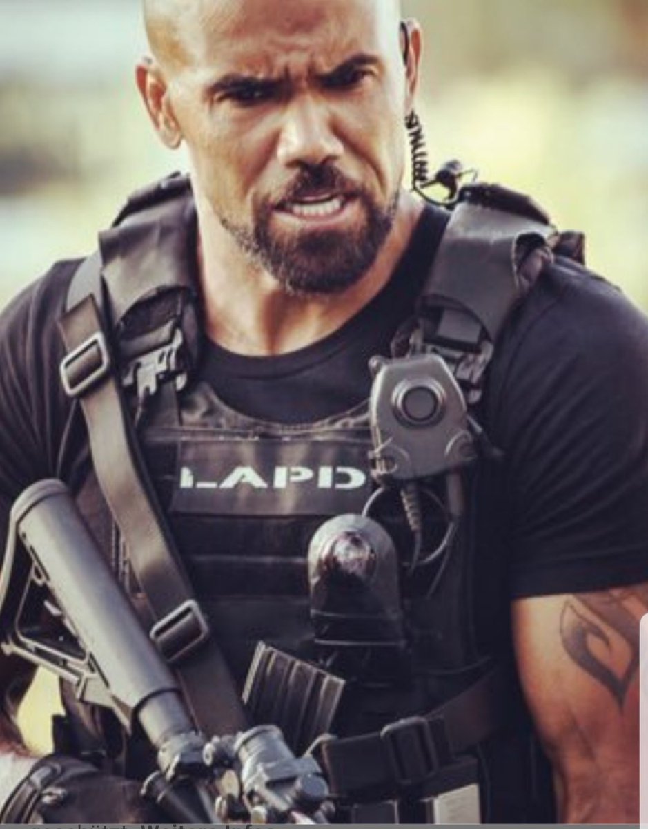 SWATFanpage1's tweet photo. @shemarmoore  So nice https://t.co/gMRksMSu18