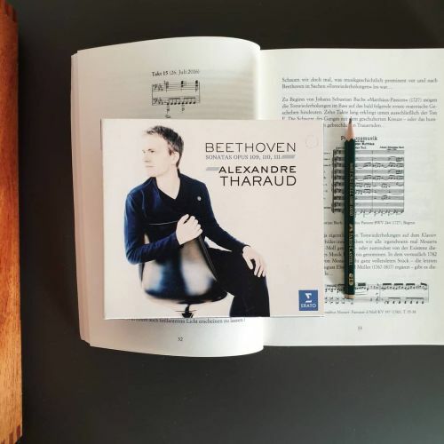 ClassicalCritic's tweet photo. #morninglistening #Op111Project: #Beethoven #pianosonata #opus111 @ATharaud on #Erato / @WarnerClassicsUS / @WarnerClassics
Amazon: https://t.co/rTCwhKDxC1
Reading @ArnoLuecker’s op.111, trying to listen to 111 versions of #op111. Takt 16
It’s op.111… https://t.co/uHyGovOnFz https://t.co/U1CEUS6uYL