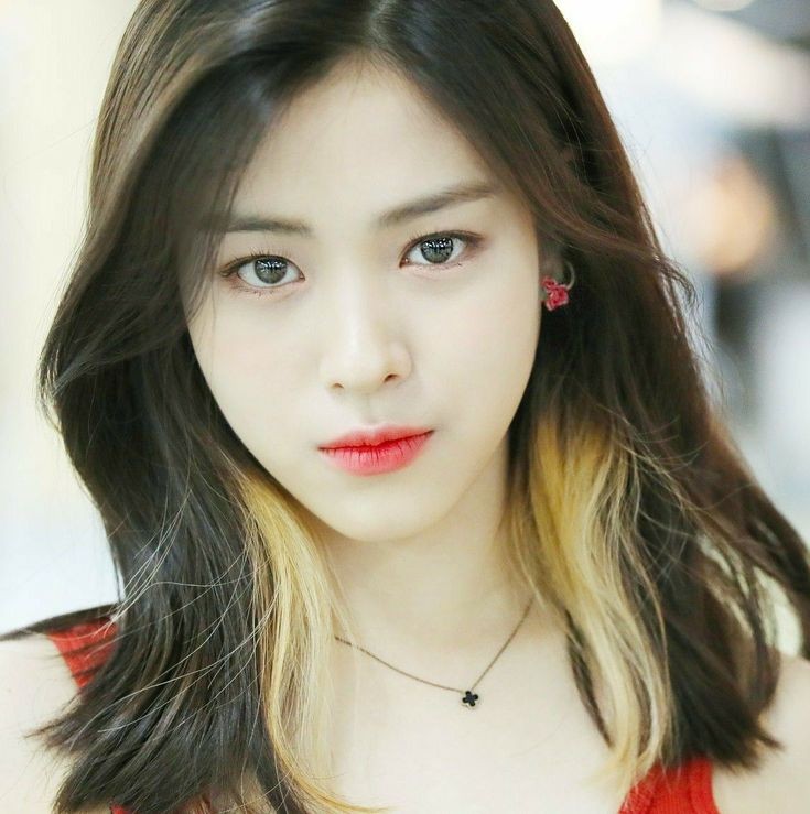 Fblb an nya dong kak
Ku baru main rp twt ni, akun kecil
Gk mau bantu saya jg? 
Fambst? Dm sini saya gk slr
Mutualan? Rt or like

#roleplayer #roleplayerindonesia #roleplayeraccount #roleplayerkpop #roleplayerindo