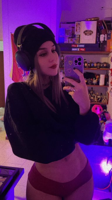 Buenas noches ❤️ https://t.co/xoaNTAFk74