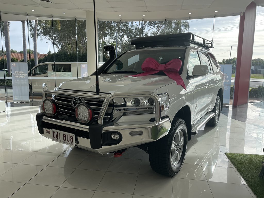 LynleyWallis's tweet photo. Our new @Griffith_Uni #archaeology #fieldwork vehicle is finally here! Sadly it will never look this shiny again ๐ @GU_SocialCultur @jillian_huntley @PerstonYL https://t.co/rtITQnBBXx