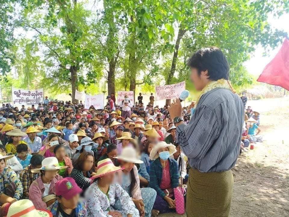 Hundreds of people showed power by joining the Anti-dictatorship strike in Monywa, Sagaing.
#WhatsHappeningInMyanmar 
#May29Coup 
#GlobalArmsEmbargo