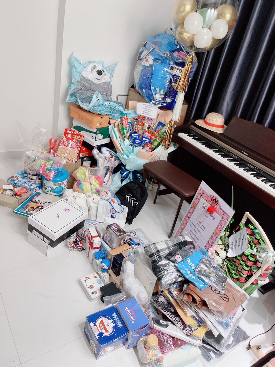 QH_MasterD's tweet photo. Got it 💙💙💙 
Thanks Muzik so much for everything... 🙆‍♂️🙆‍♂️
#quanghungmasterd #muzik https://t.co/gKZOYjgLe1