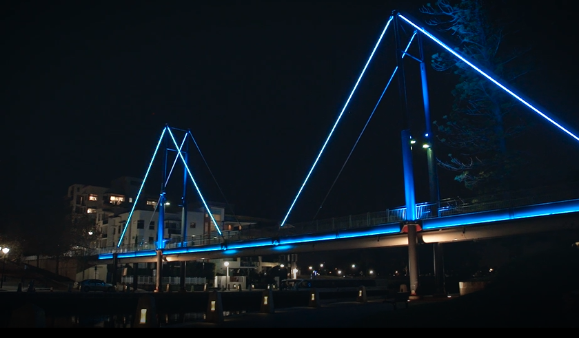 TRIGGERnow's tweet photo. Tonight #Perth will @LightItTeal for #foodallergyawarenessmonth. Both The Trafalgar Bridge and Council House will beam teal! Go check it out, take photos and tag us using #triggerteal #LightItTeal or email us at: info@triggerawareness.org
A massive thank you to all @CityofPerth! https://t.co/ZLaBSSplwN
