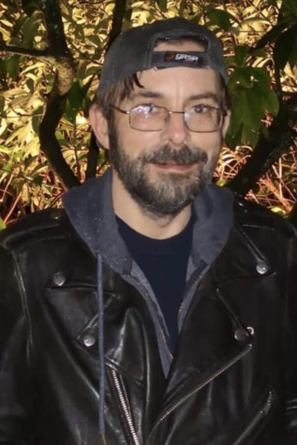 In August 2019, staff took part in the Two Tunnels 10k circuit in Bath to raise money for the Brain Tumour foundation. The run was held in memory of Ashley Forrester Lyons, a resident at Ash View House for many years, who sadly passed away in 2019. £1,300 was raised in his honour