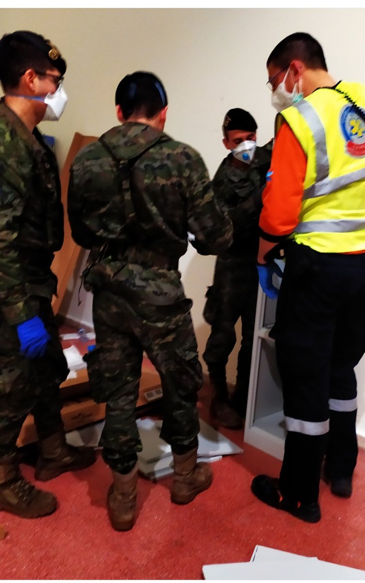 SAMUR_Logistica's tweet photo. Feliz día de las #FuerzasArmadas
trabajar con ellos en momentos complicados fue un verdadero placer no hubo colores solo unión.#BZPAC por tantas cosas aprendda s FELIZ DIA #DIFAS21 . https://t.co/2I9SHhXvNn