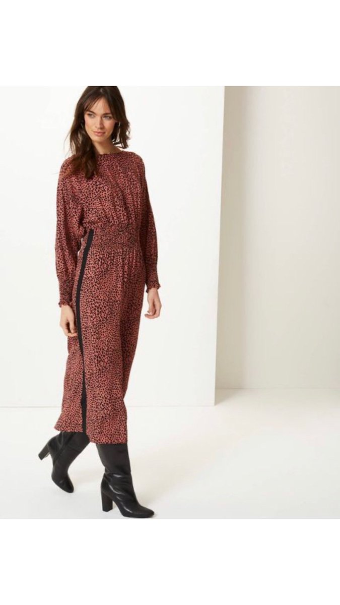 re.dress_wb tweet media