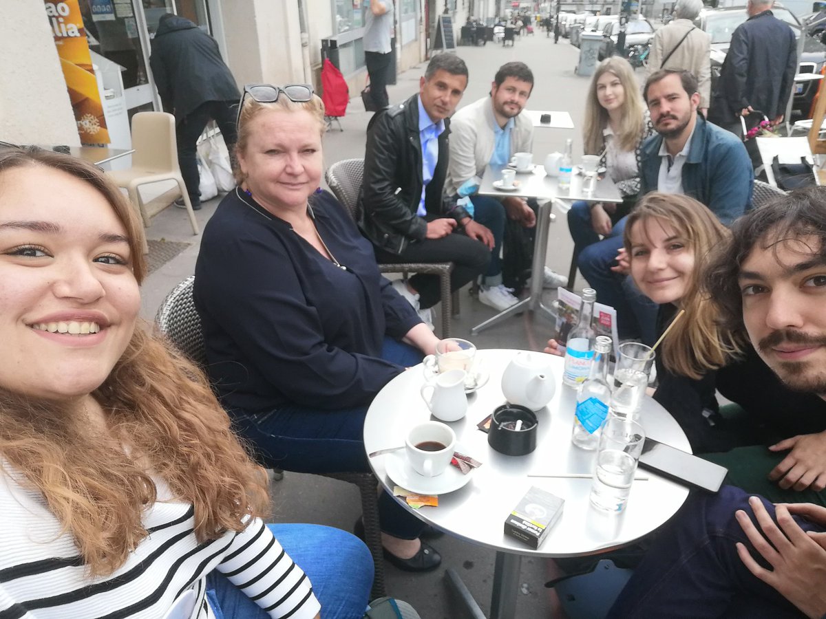 EmilieBellin's tweet photo. Très bel accueil des nantais.e.s ce matin au marché de Talensac sur @cantondenantes1 ! #departementales2021 #loireatlantiqueàgauche https://t.co/HQnaANWtLf