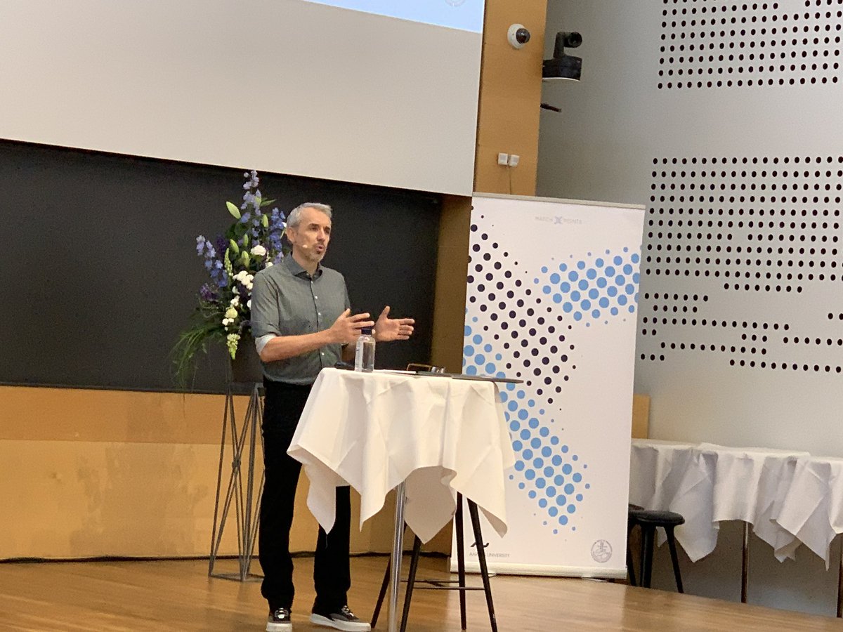 madsrt's tweet photo. Thomas Olesen introducing to ‘digital grey zones’. Very exciting panel with @suneman Niels Johannsen and Frederik Obermaier and Bastian Obermayer #matchpoints21 https://t.co/5v6C48sabr