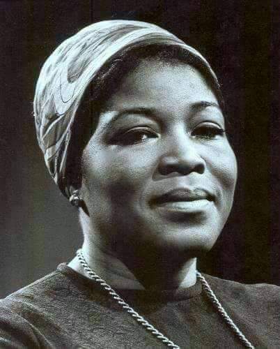 HAPPY BIRTHDAY!

Dr Betty Shabazz - Rest in eternal revolutionary peace! 