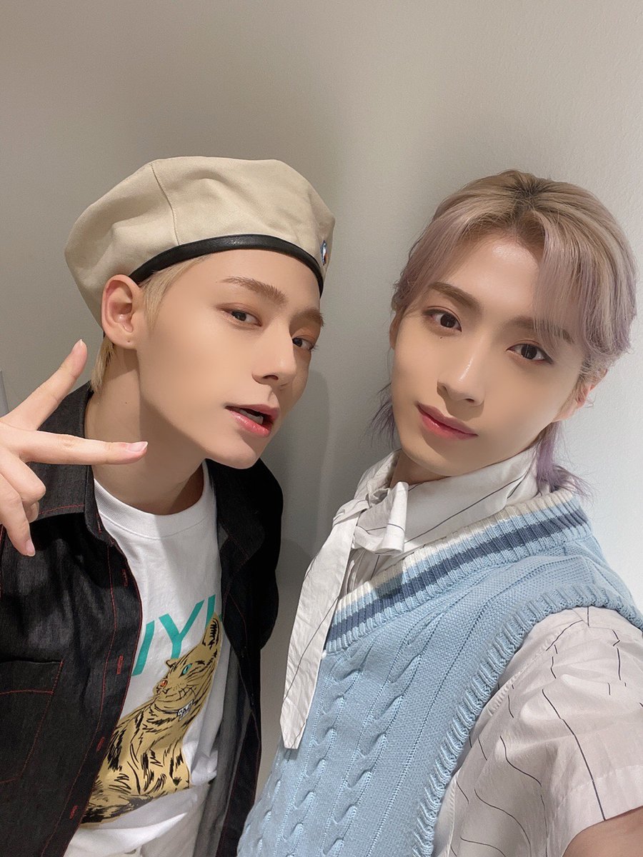 official_ONEUS tweet picture