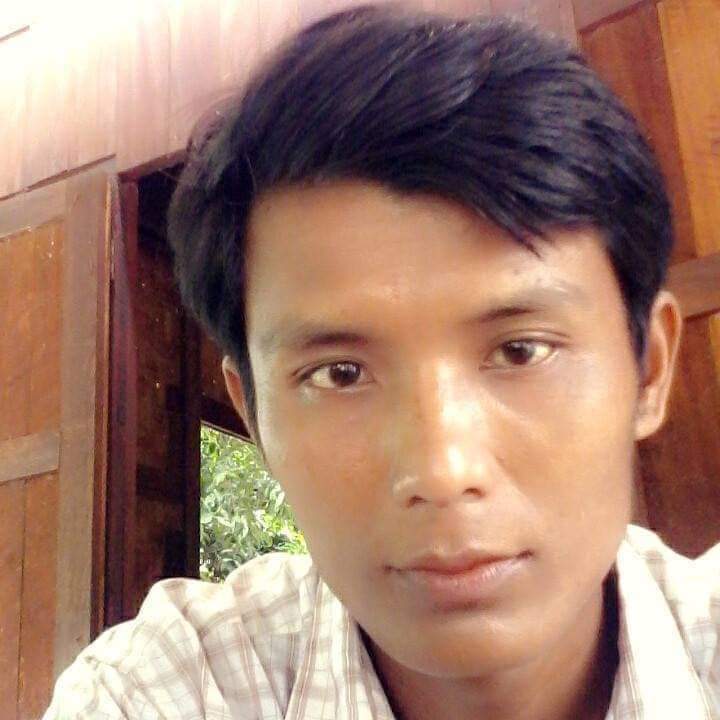 Junta terrorists abducted Ko Ye Min Zaw, a 40-year-old administrator involved in the CDM, in Nay Rin Village, #Yezakyo Township, Magway Division, on the afternoon of May 29. He has a wife and two children and his whereabouts are unknown.
#May29Coup
#WhatsHappeningInMyanmar