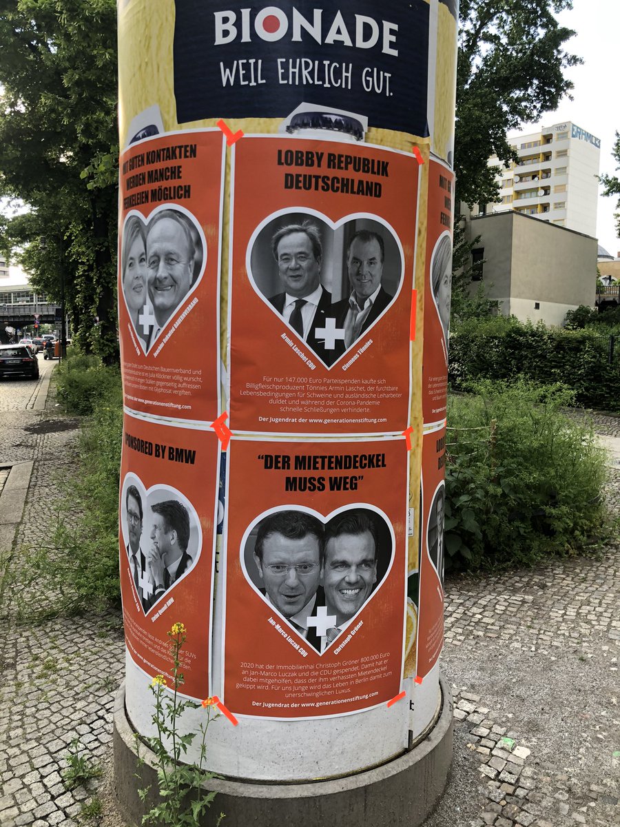 Über Nacht sind in Berlin Plakate von den Top 10 schlimmsten Lobbyverbindungen aufgetaucht! Schon gesehen? #wirkündigen