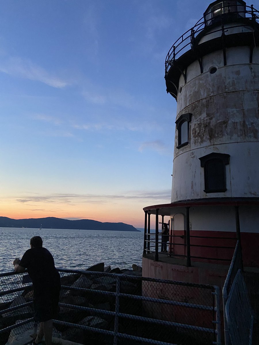 Drago_930's tweet photo. My favorite spot to reflect hands down #openallweek https://t.co/R2wJQjCejS