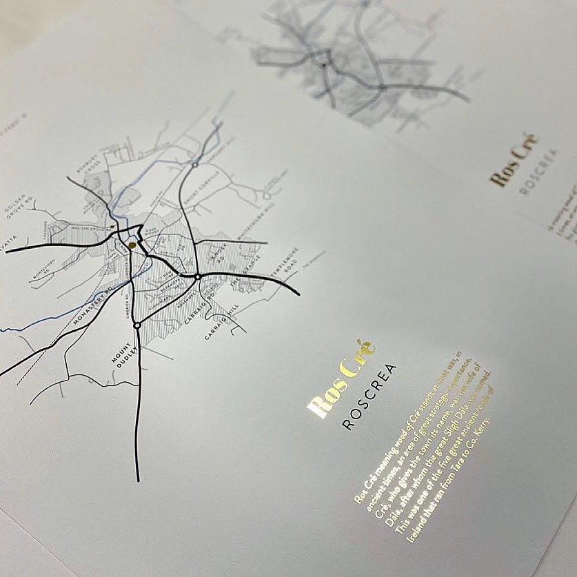 adelphigraphics's tweet photo. Posters with gold foil printed text! 🔅🔆
#posters #posterprinting #goldfoilprint #goldfoiling #goldfoil #posterdesign https://t.co/nzx2j6mKfK