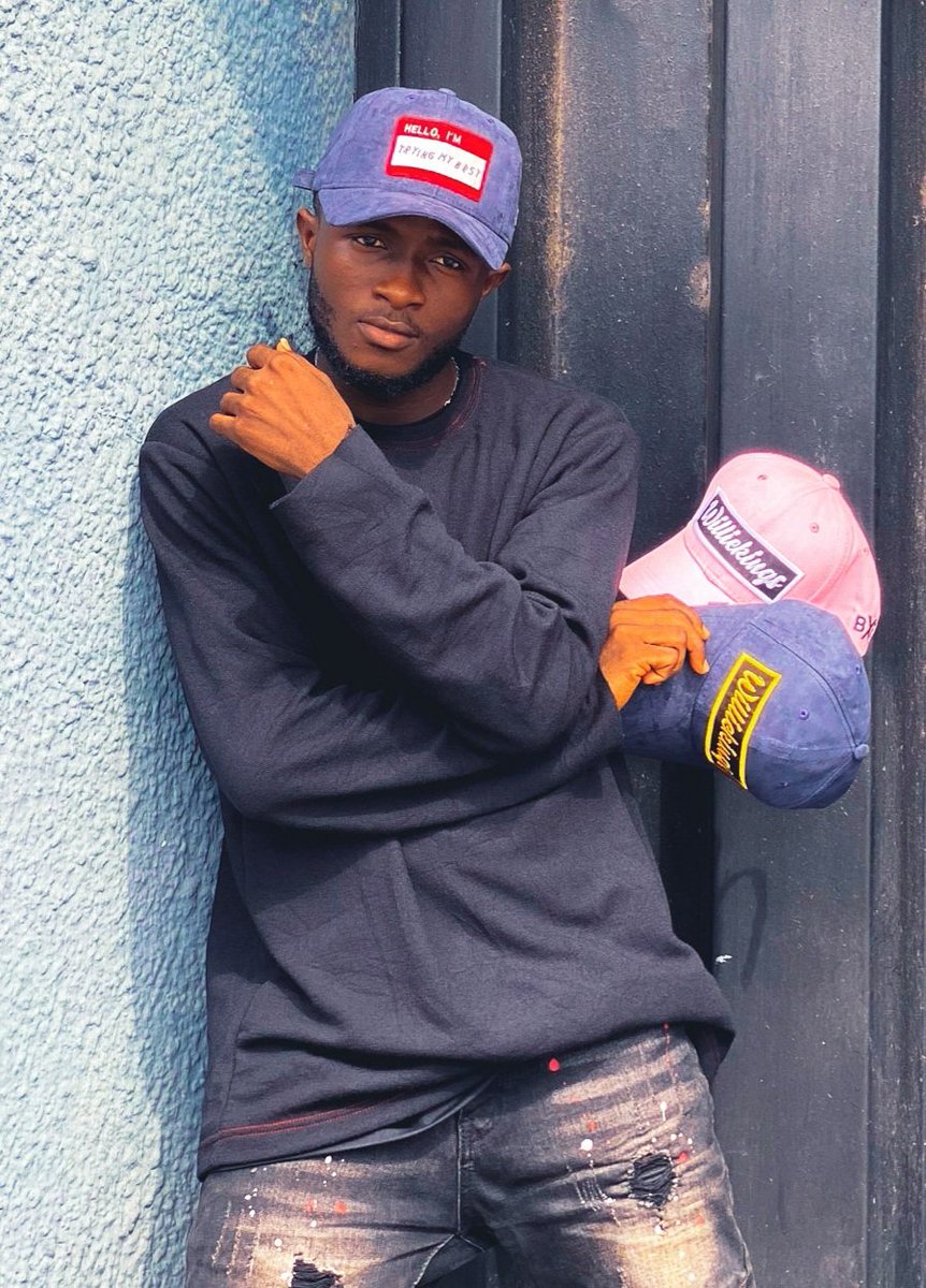 wtf_seyi's tweet image. Niggass been saying no cap, 
Me all day;

#Adeherself 
Ponzi
#JusticeForComfortBenjamin 
Oyo State
#wizkid