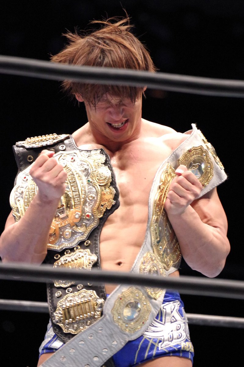 hsrnmdal's tweet photo. 2021.02.28 大阪城ホール
嬉しそうかわいい😆！
#njcattack #njpw ##飯伏幸太 選手 https://t.co/hVRxT8BqNr