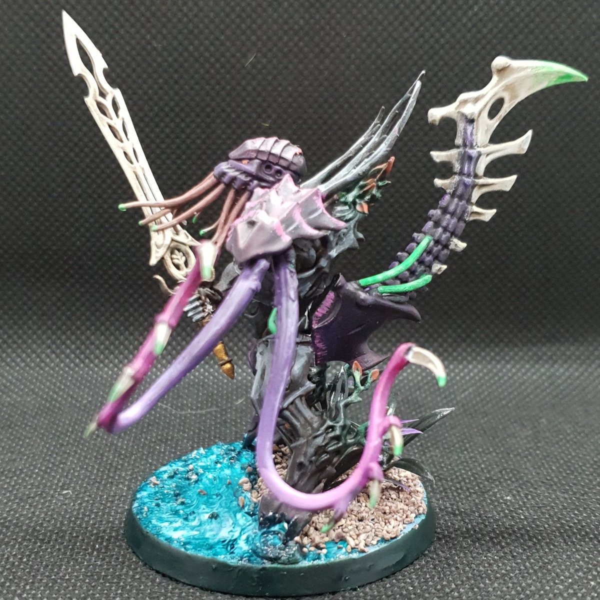 Heed_Paints's tweet photo. 3rd and last Venomthropic Hunter done
Silvery woodtone for this one
Sylvanids are coming🌳🪳
#WarhammerCommunity #warmongers #kitbash #purplepink #conversion #sylvaneth #tyranid #sylvanid #tyraneth #venomthrope #kurnothhunter #warhammer40k #warhammeraos https://t.co/et1szgLCrh