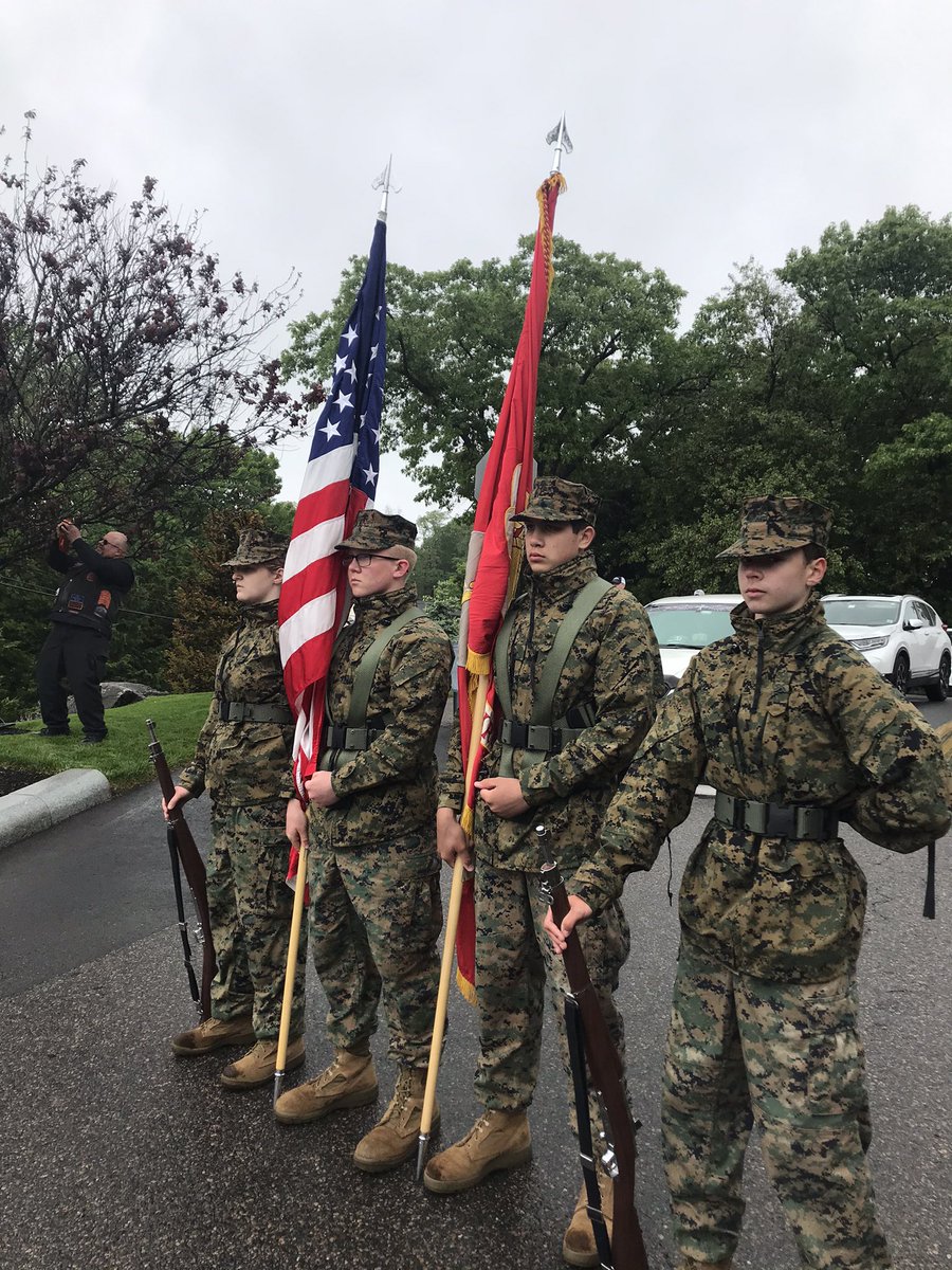 BeverlyMCjrotc's tweet photo. Presenting the Colors in honor of Captain Jennifer Harris for  Memorial Day. https://t.co/W7UIgVqlEO