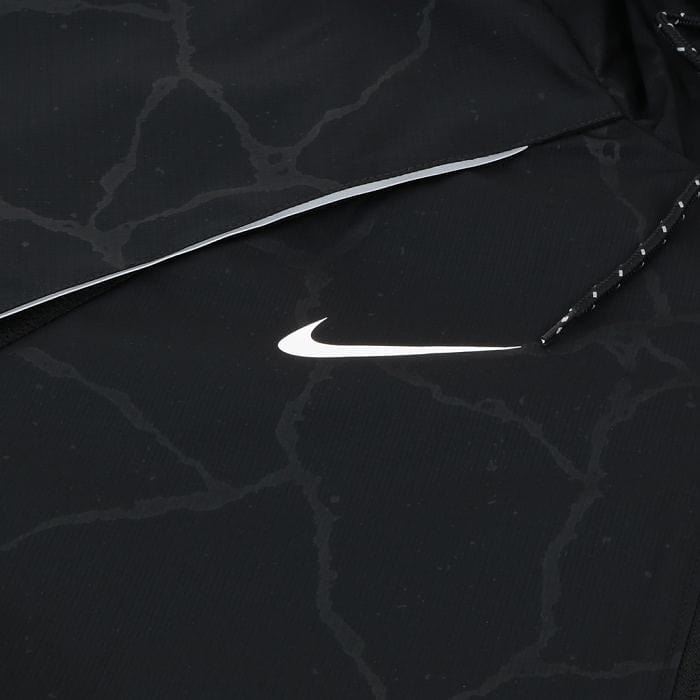 _sccpnews's tweet image. Novo agasalho do Corinthians.