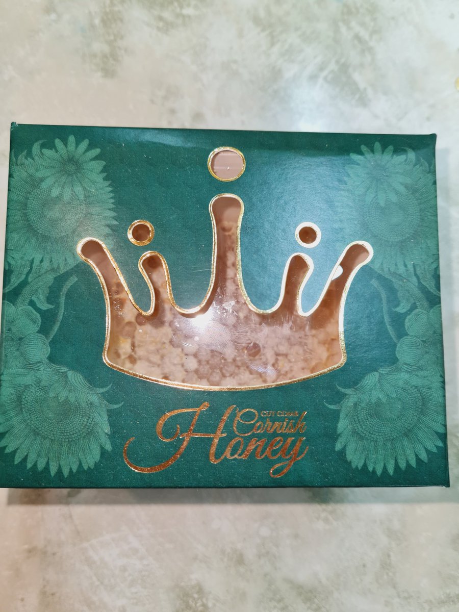 TracyLedger5's tweet photo. Kingsorchard honey at the old brewery liskeard https://t.co/0d46kERoFh