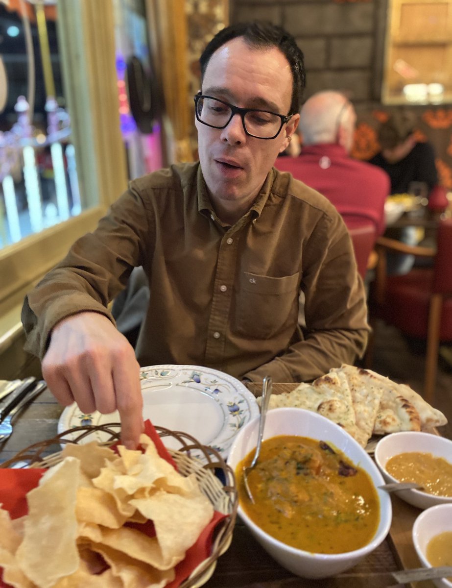 welsh_tenor's tweet photo. Life felt normal again for a little bit last night, a few drinks on the Bay to end the week with @Welsh_PA followed by wonderful food as always @Duchessofdelhi! #EatLocal #LockdownIsEasing https://t.co/e2JF3BbNtI