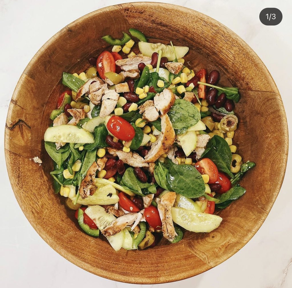 therecipediary's tweet photo. CHICKEN GARDEN SALAD | Easy garden salad with chicken | Lemon vinaigrett... https://t.co/ywC2sPZJ2W via @YouTube #chickensalad #gardensalad #therecipediary #salads #recipes https://t.co/RGhDfjFcXC