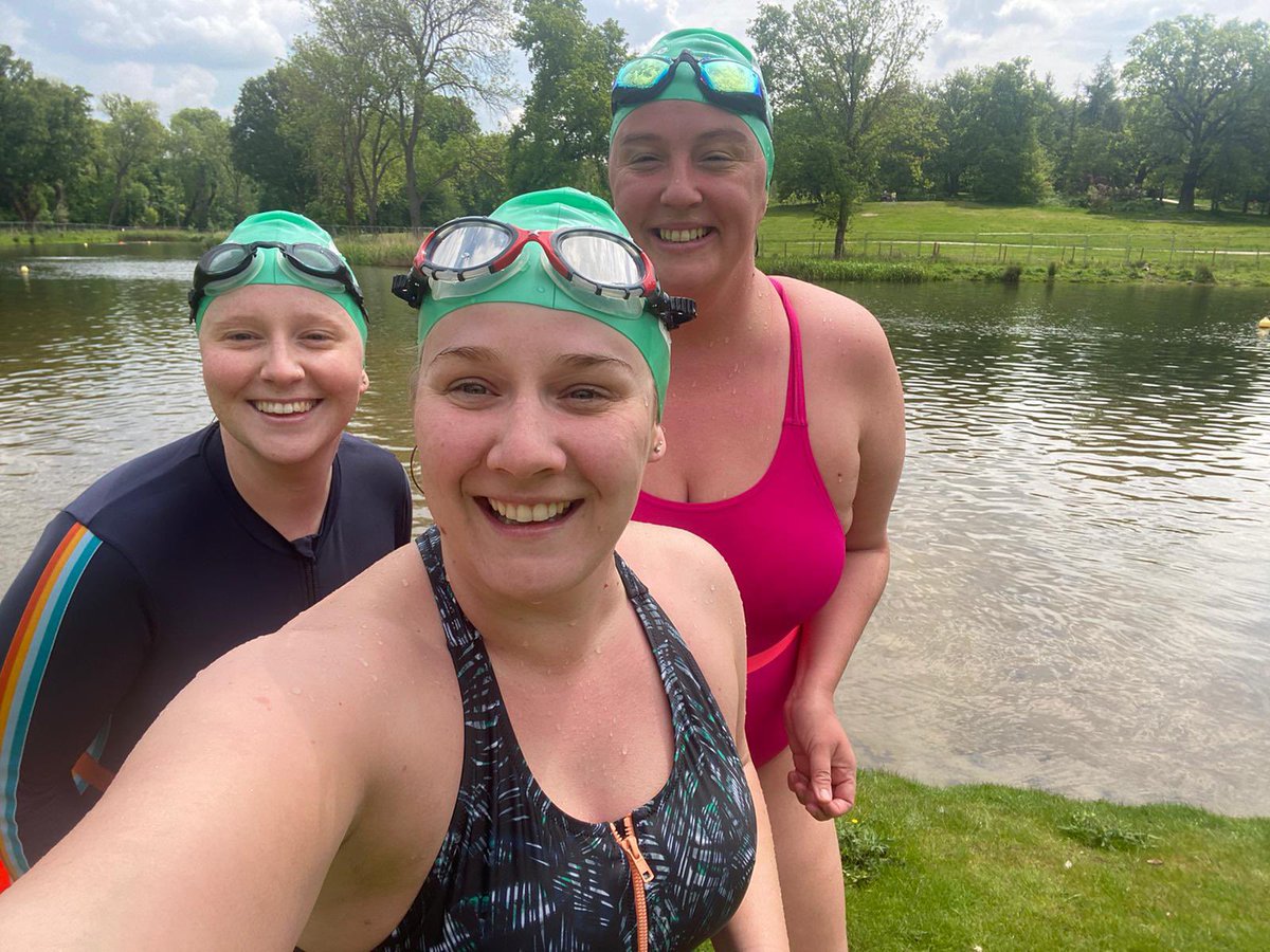 STaRfiSh_ELCH's tweet photo. Starfish #swimmers Emma, Emily and Laura braving Beckenham park pond’s chilly waters on Friday! The 2 week count down for our Channel swim has begun! Let us know your top open water swimming tips below! 🏊🏻‍♀️🏊🏼‍♂️😅
#NHS #nurses #fundraising #donate @ChildrensAirAmb @STRS_Evelina https://t.co/xufSJut2Zn