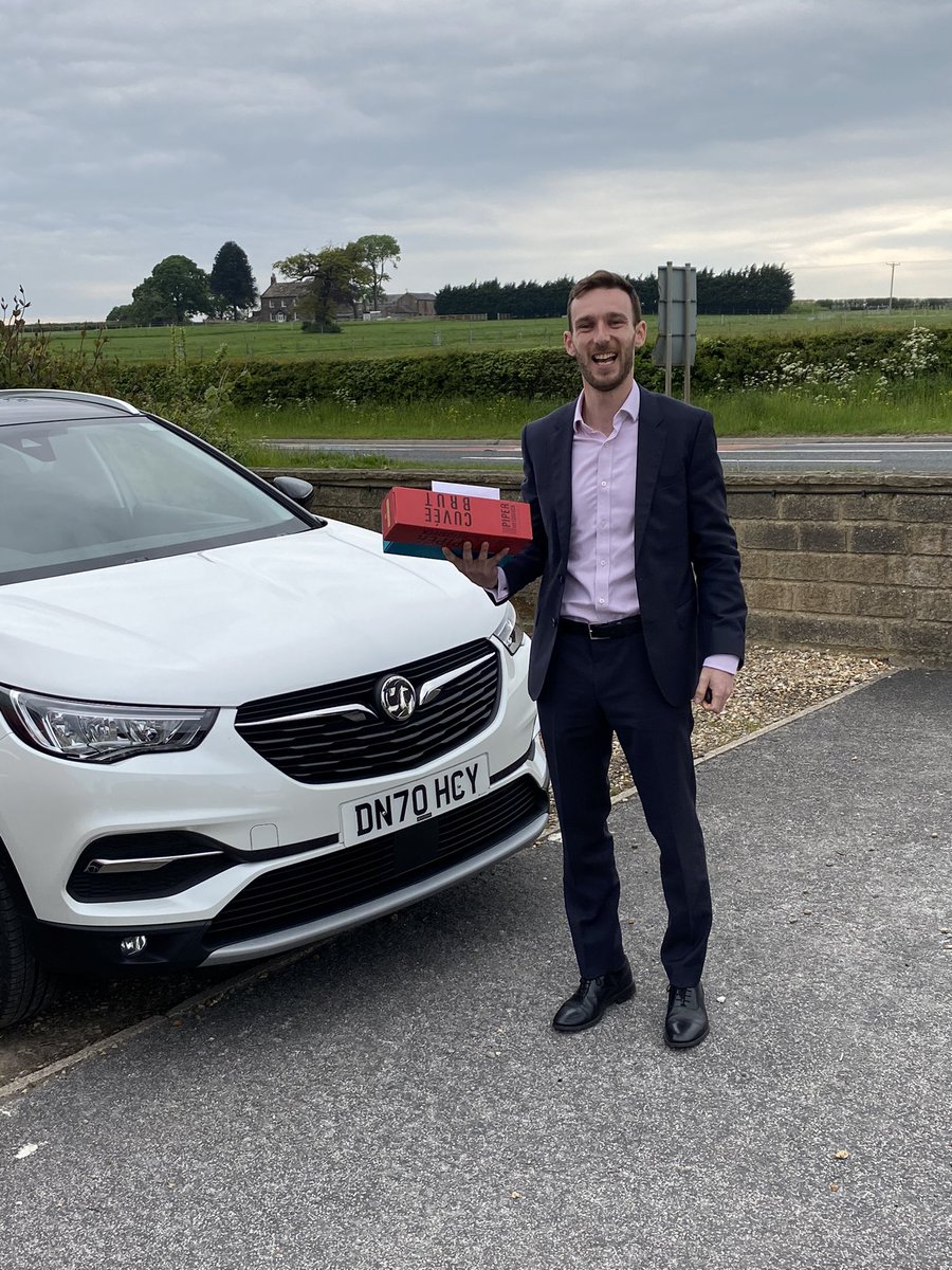 Daniel Stuart tweet media