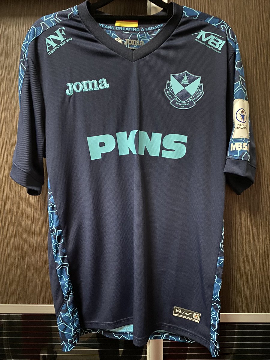 acap_munez's tweet photo. Selangor FC Away Kit 2021
Brand: Joma
Size: M
#acappunyajersi #selangorfc #sfc #theredgiant #joma #85yearscreatingalegacy #ligasupermalaysia @selangorfc https://t.co/RFBl1vfDS9