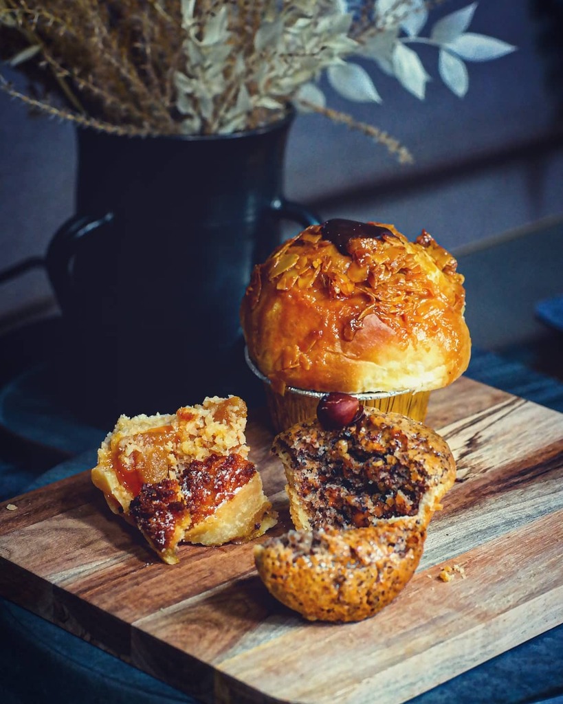 Treat yourself to a leisurely #breakfast at home this bank holiday weekend!
.
I got myself some of my favourite @bageriet_london #baked goodies.
- #brioche with hazelnut and #chocolate 
- crushed #hazelnut tart
- coconut and pineapple tart

Just add coff… instagr.am/p/CPc7oxqn9OP/