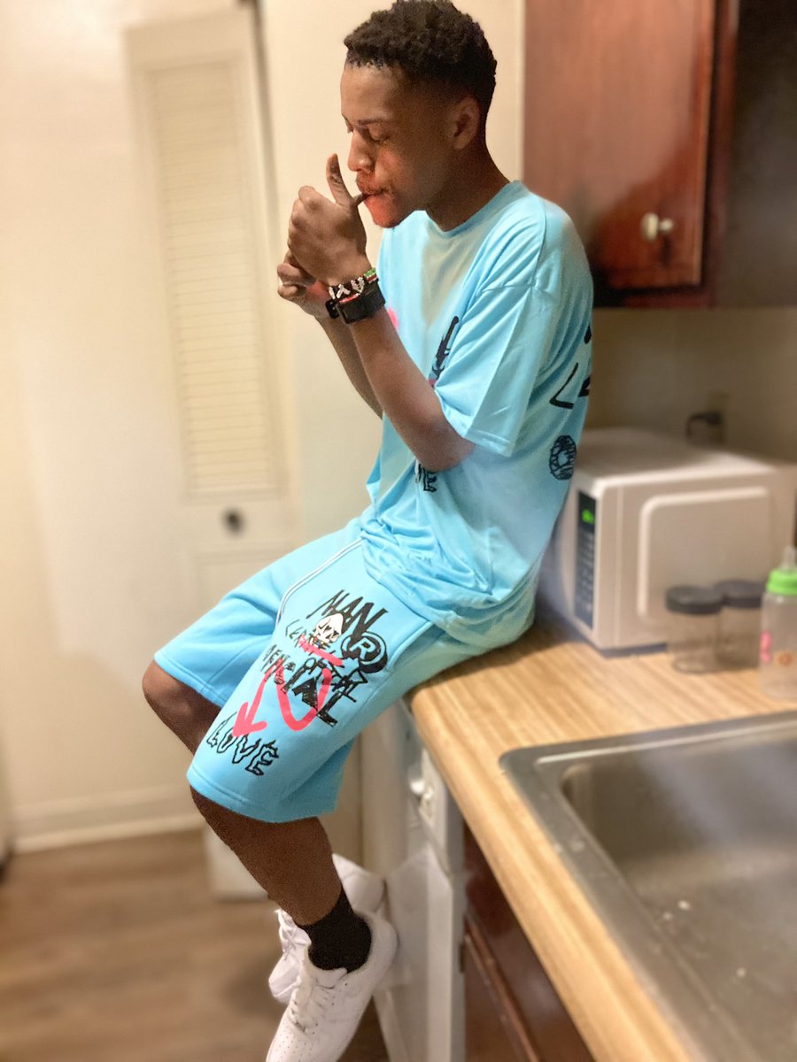 MireZack's tweet photo. If you thought you knew me think again🥱  #Growth🧠🕰🕴🏾 https://t.co/46f8mnqzGH
