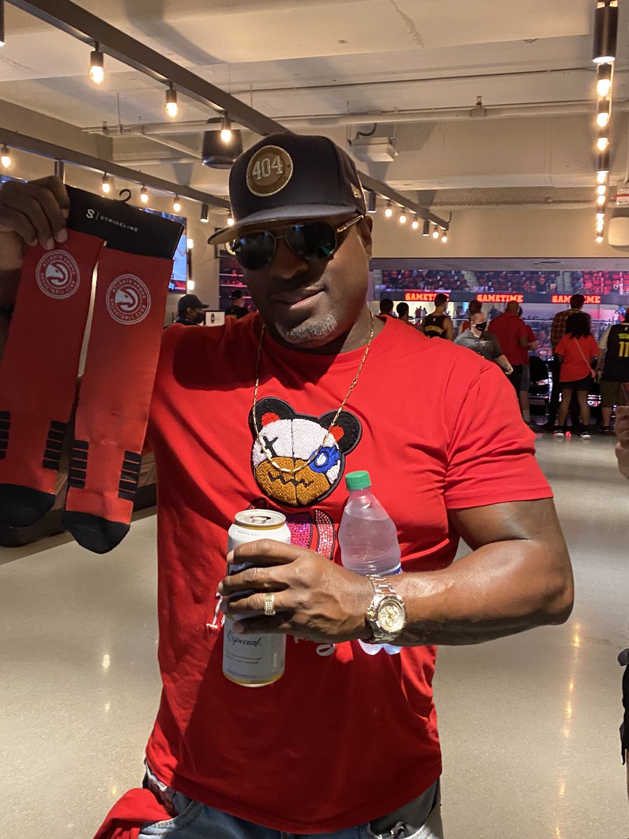 STEMatSouth's tweet photo. JMS has obtained a partnership with the Atlanta Hawks to help promote zero waste and sustainability.  We made history last night by hosting a playoff game while minimizing our footprint on the earth...IB is a lifestyle and mindset shift and I love it!  #zerowastesquad https://t.co/XcknS47mlX
