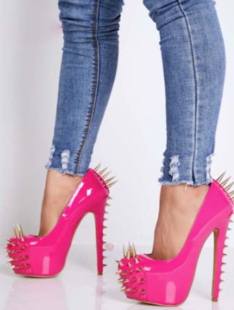 Now you don't want to mess with those!👠👠 I think I will get them! https://t.co/o5PJyIiv8l https://t.<a href="/tag/highheels"class="tags"><span>#highheels</span></a>