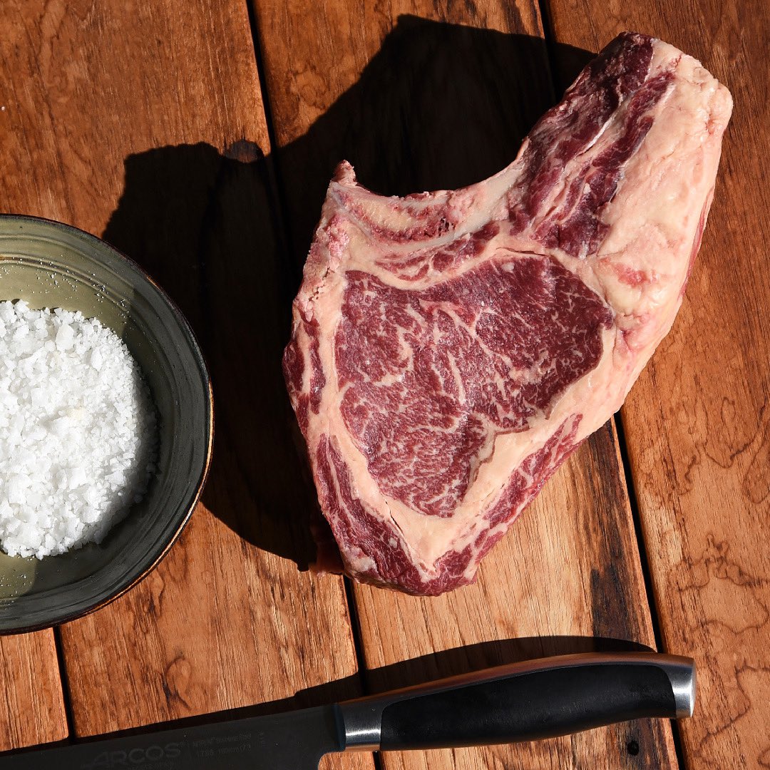 ¡Preparados, listos, ya! 🥩

En #CuerdaLarga somos amantes de los días de barbacoa y amigos. 

Sábado de buenas emociones y buenos alimentos para que nuestro fin de semana esté lleno de momentos inolvidables.

#Madrid #España #CarniceríaMadrid #happy #food #foodporn  #FelizFinde