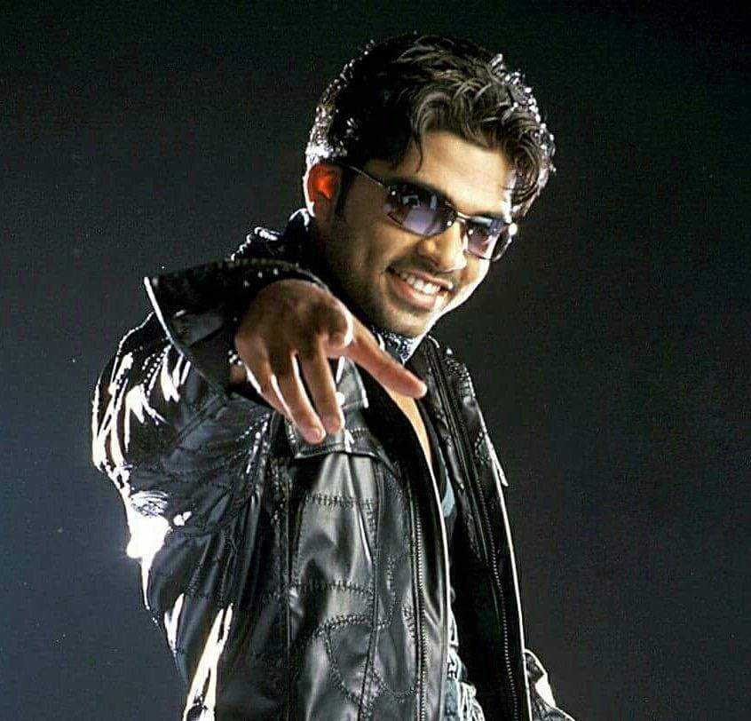 natzSTR's tweet photo. Show Time ๐ฅ Manmadhan... @SilambarasanTR_ Dharisanam @KTVTAMIL
#ManmadhanISBack #SilambarasanTR #Maanaadu https://t.co/EedXHQzRTA